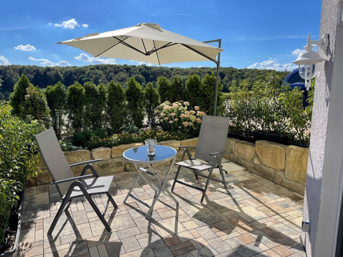 Apartment Sonnige Suedwohnung Mit Terrasse, Badesee